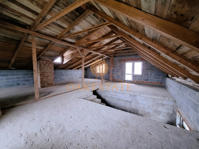Dom Sprzedaż Majdów 8